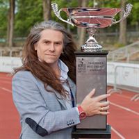 Magnus Rosén och WTG-pokalen