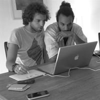 Ghiom och Davide på kontoret i Stockholm