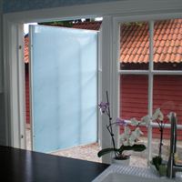 Montering plastskiva i fönster