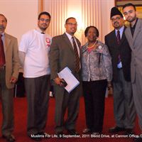 Rep. Keith Ellison (D-MN) and Rep. Sheila Jackson Lee (D-TX) with Ahmadiyya Muslim Community Leadership at the 9/11 Memorial Blood Drive at Capitol Hill