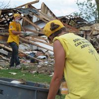 Volunteer Ministers at work