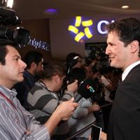 Raul Arias, President of Youth for Human Rights Mexico, spoke to media in Mexico City about the new booklet, “Artists United for Human Rights.” 