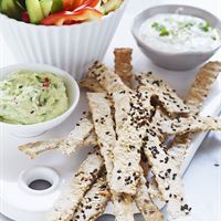 Knäckebröd med dipp