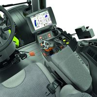 CLAAS AXION 900 hyttmiljö
