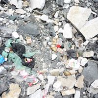 Waste on Everest 3