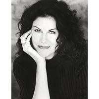 Author-Actress Mara Purl