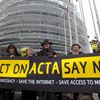 Manifestation mot ACTA i EU-parlamentet