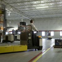 Crown lift truck fitted with fuel-cell in application