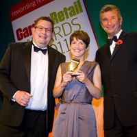 Jo Davey receiving award for Best New Plant 2011