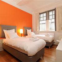 Grasshoppers bedroom