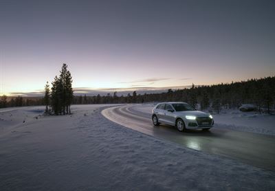 Nokian Tyres Losing control on ice 02