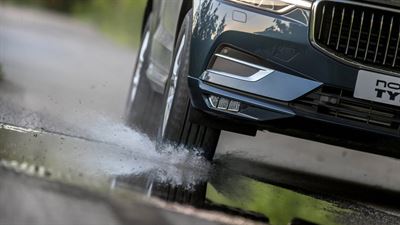 Nokian Tyres Potholes 03