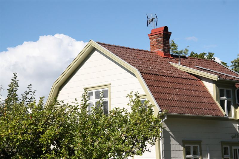 Villa med trdgrd
