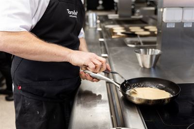 Pannkakor med hydrotermiskt behandlat spannmål utvärderas på Torsåker gård