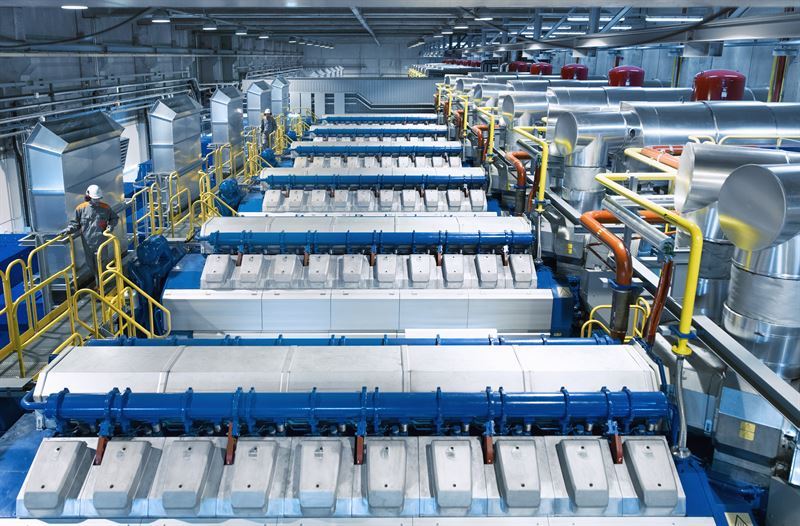 Wärtsilä 34DF engine generating sets in an engine hall © Wärtsilä Corporation