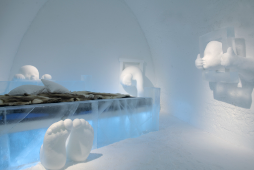 Suite artistique ICEHOTEL. Photo Asaf Kliger