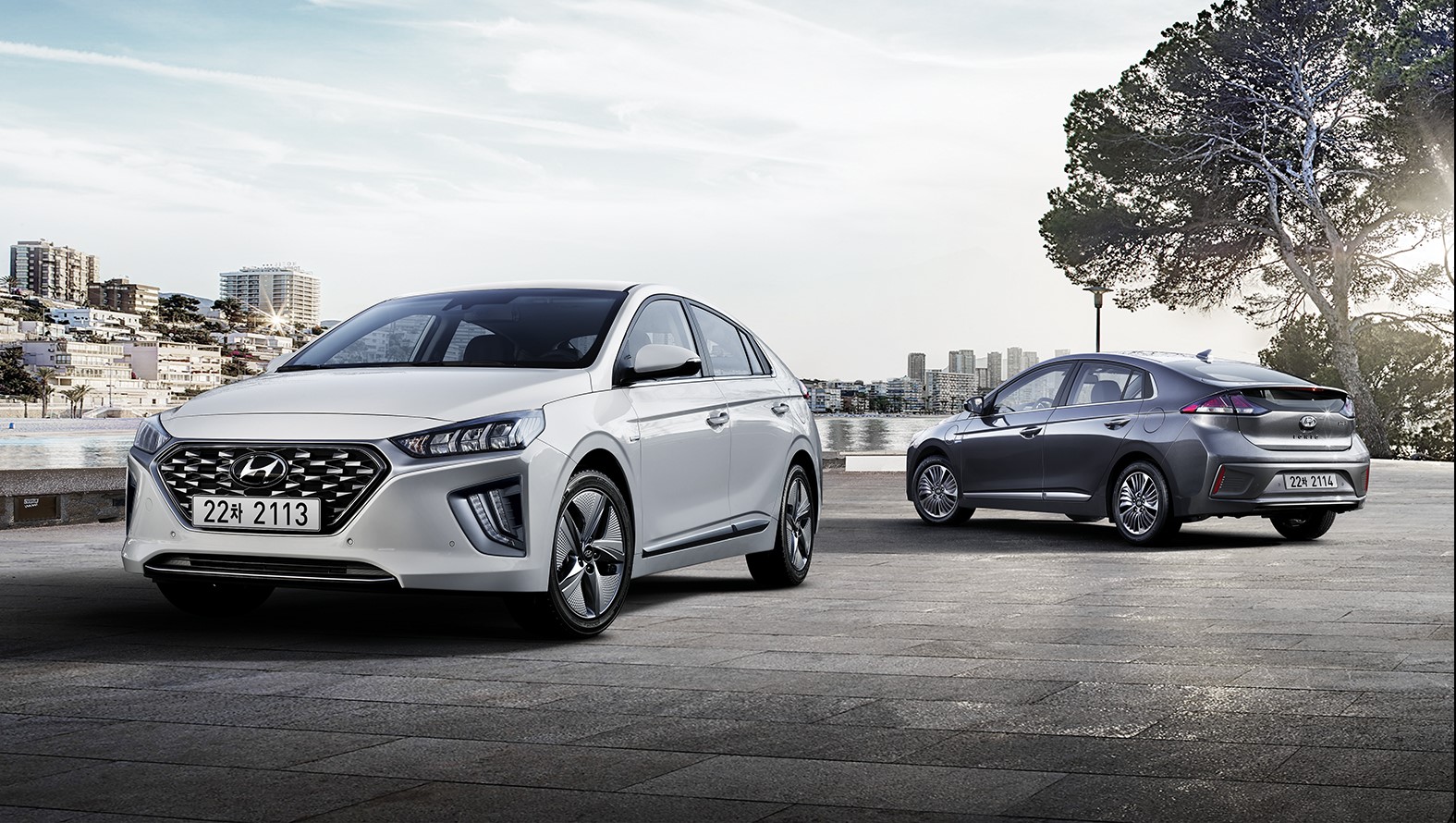 Sneak peek: 2019 Hyundai IONIQ Hybrid Plug-in Hyundai Motor Baltic