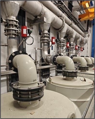 AxoPur reaktorer hos Aspa.jpg