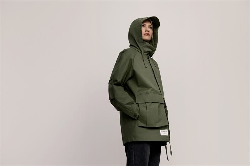 Halti parka sale