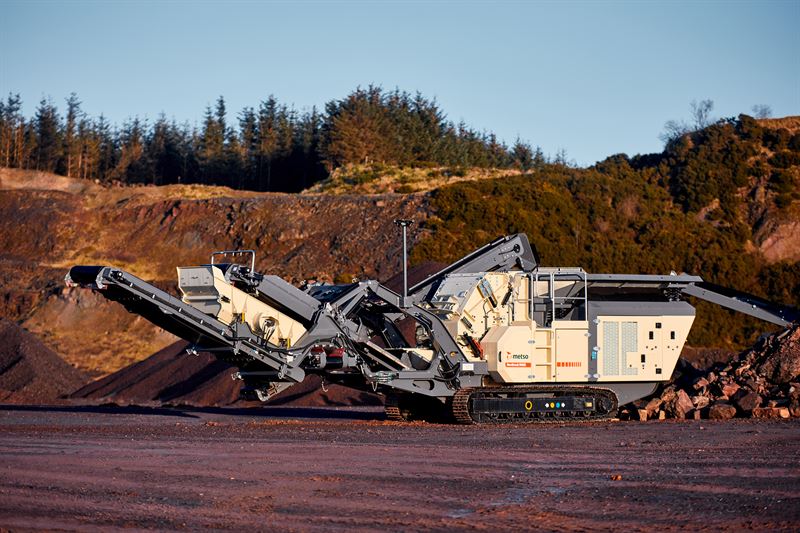 Crushing and Screening, Mining Equipment