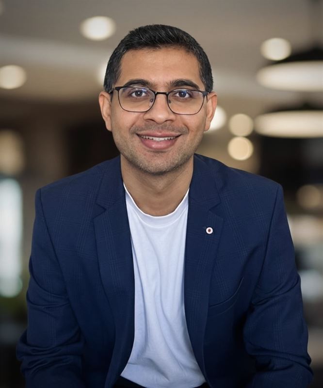 Portrait of Anand Rajasekharan, CEO and co-founder of Amferia.