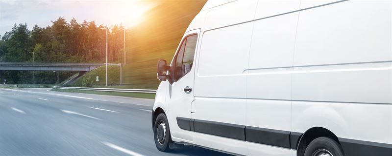 http://AddSecure%20Telematik%20delivery-van-lcv-driving-morning
