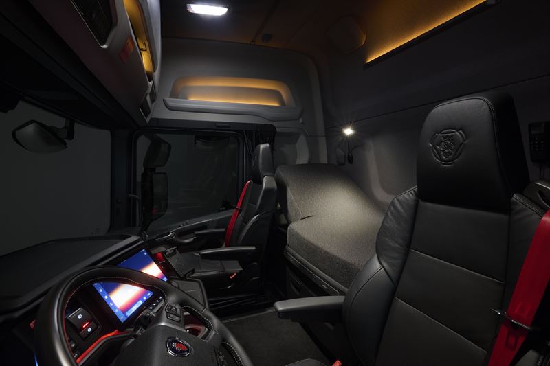 Scania Dynamic Scania Dynamic cab interior with ambient lighting - Scania