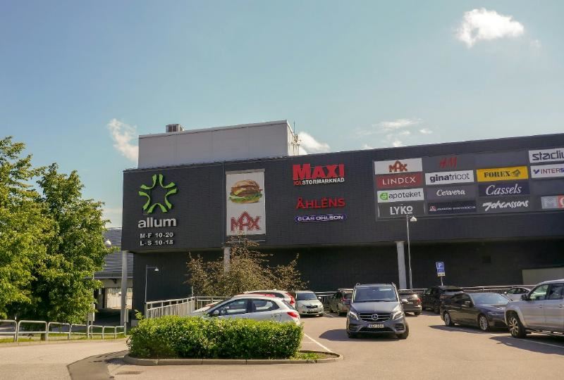 En bild som visar text, utomhus, himmel, Landfordon
Automatiskt genererad beskrivning