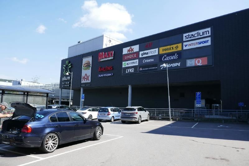 En bild som visar text, himmel, utomhus, Landfordon

Automatiskt genererad beskrivning