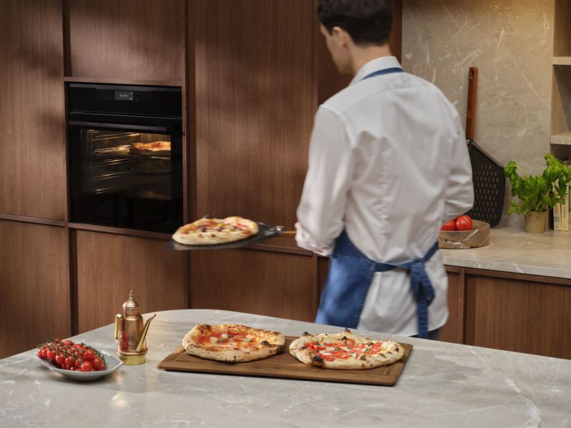 Electrolux 700 MealAssist with PizzaExpert 