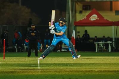 JP Meade cricket image