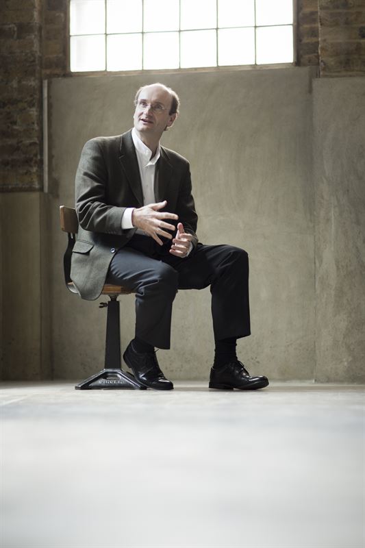 Andrew_Manze_196_credit_Benjamin_Ealovega.jpg