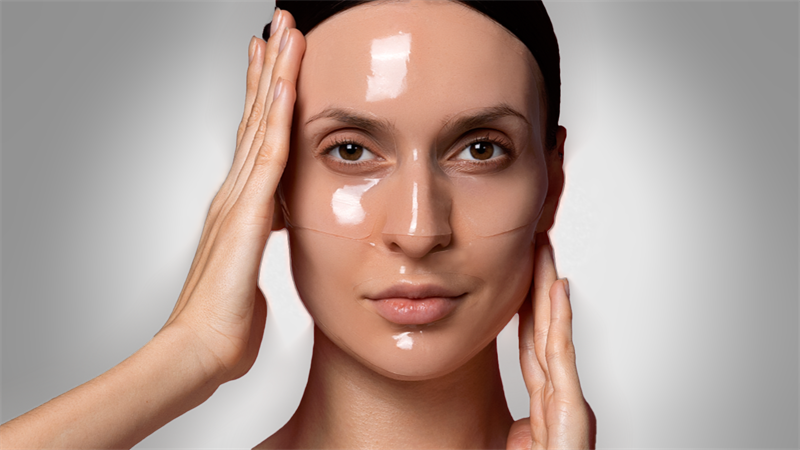 FAQ Glass skin collagen face mask_Texture on skin.png