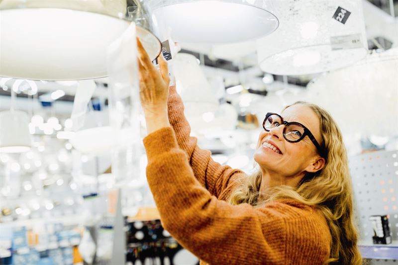 Loisteputkien saatavuus hupenee jatkuvasti joten siirtyminen LED-valaistukseen kannattaa