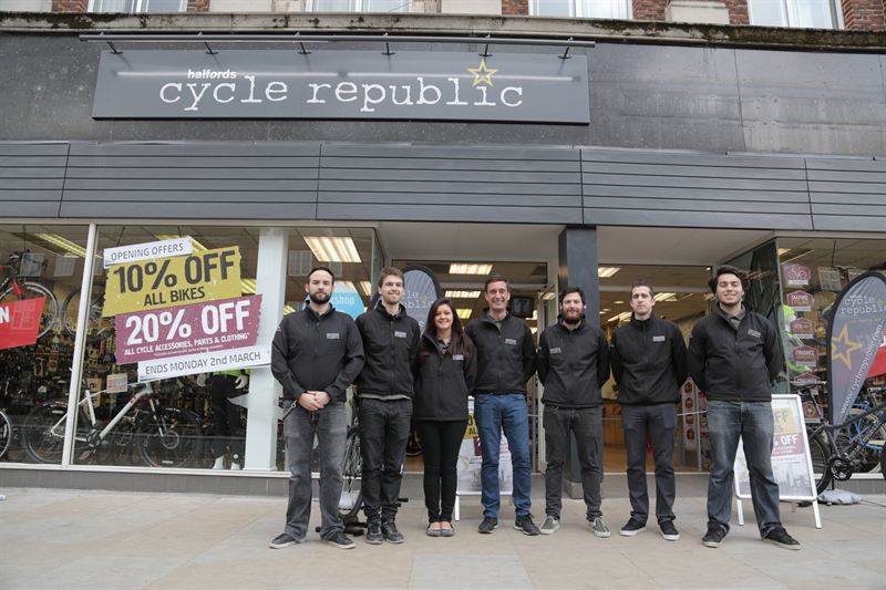 Cycle republic halfords online